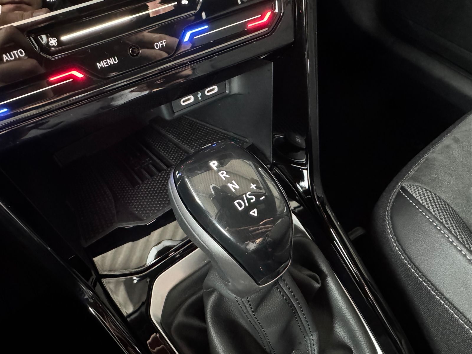 Volkswagen T-Roc - Bild 33