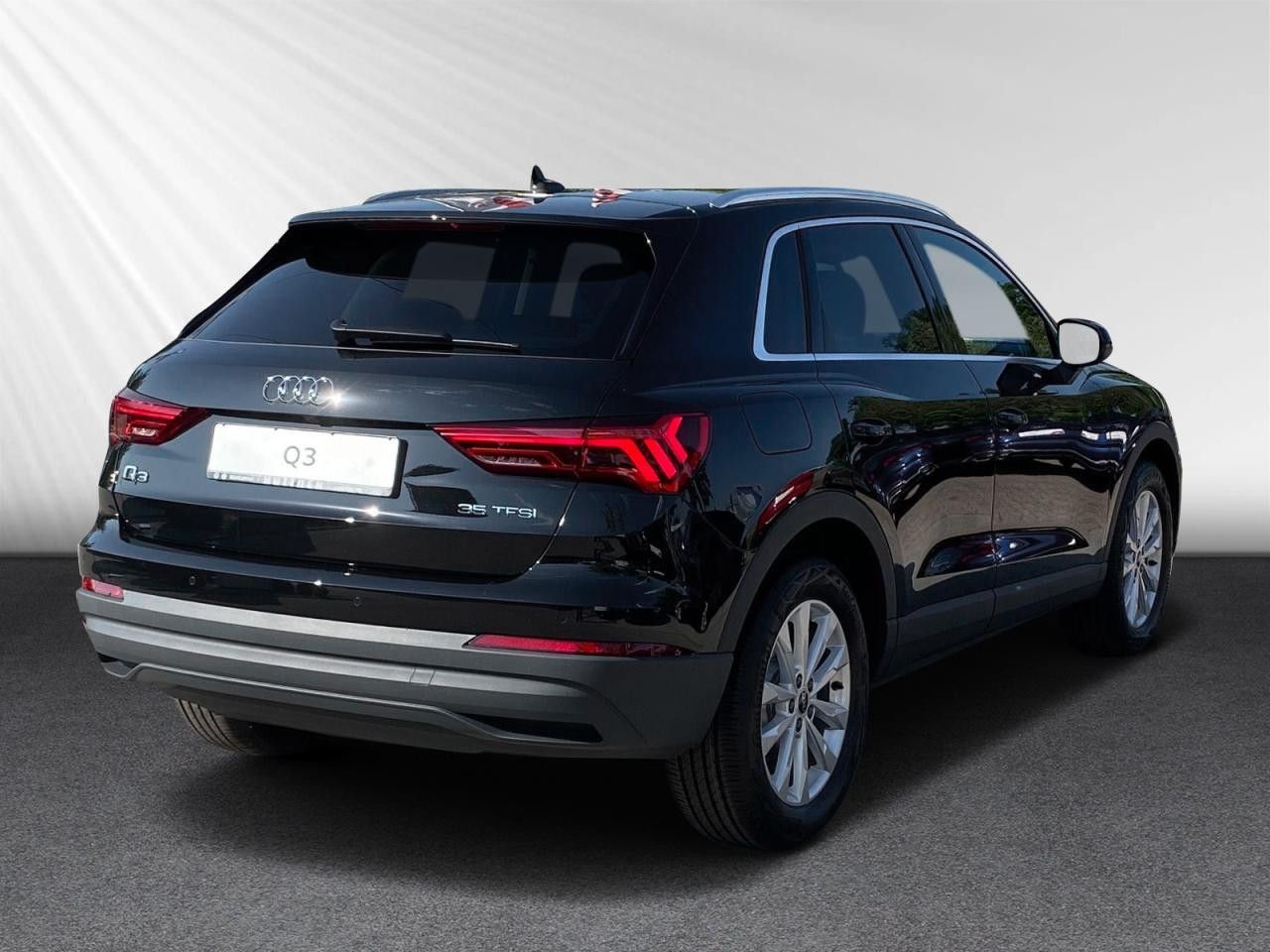Audi Q3 SUV 35 TFSI S tronic AHK ACC LED foto 3