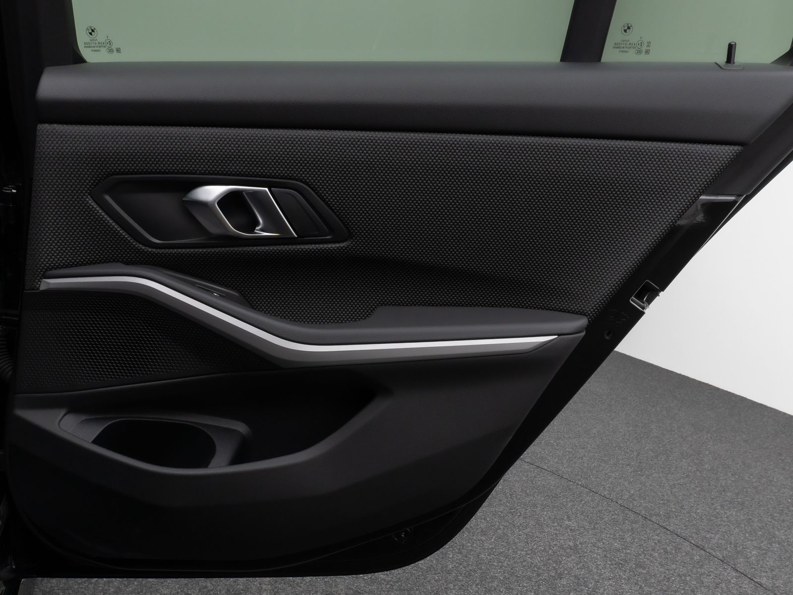 Fahrzeugabbildung BMW 320e DAB Widscreen Lordos Geschwindigkeitsreg