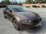 Skoda Octavia L&K 4x4 Automatik *Standheizung* - Skoda Octavia mit Diesel-Antrieb: Beheizbare Frontscheibe