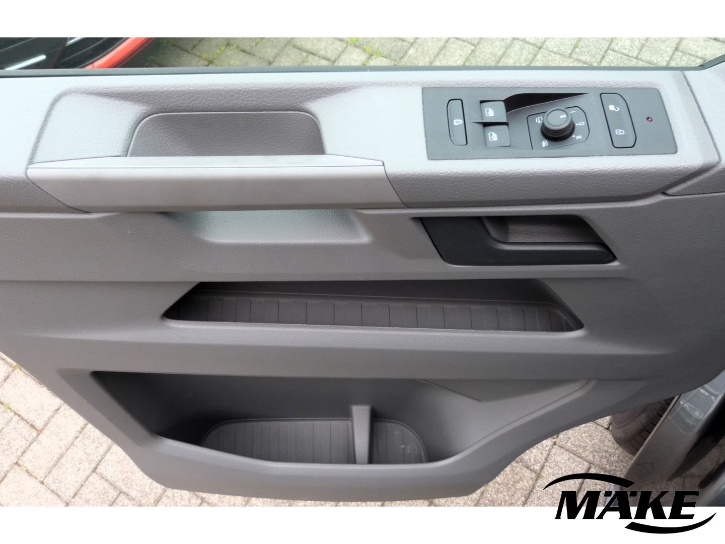 T6.1 Kombi 2,0 TDI, LR, AHK, Navi, DAB, Tempomat