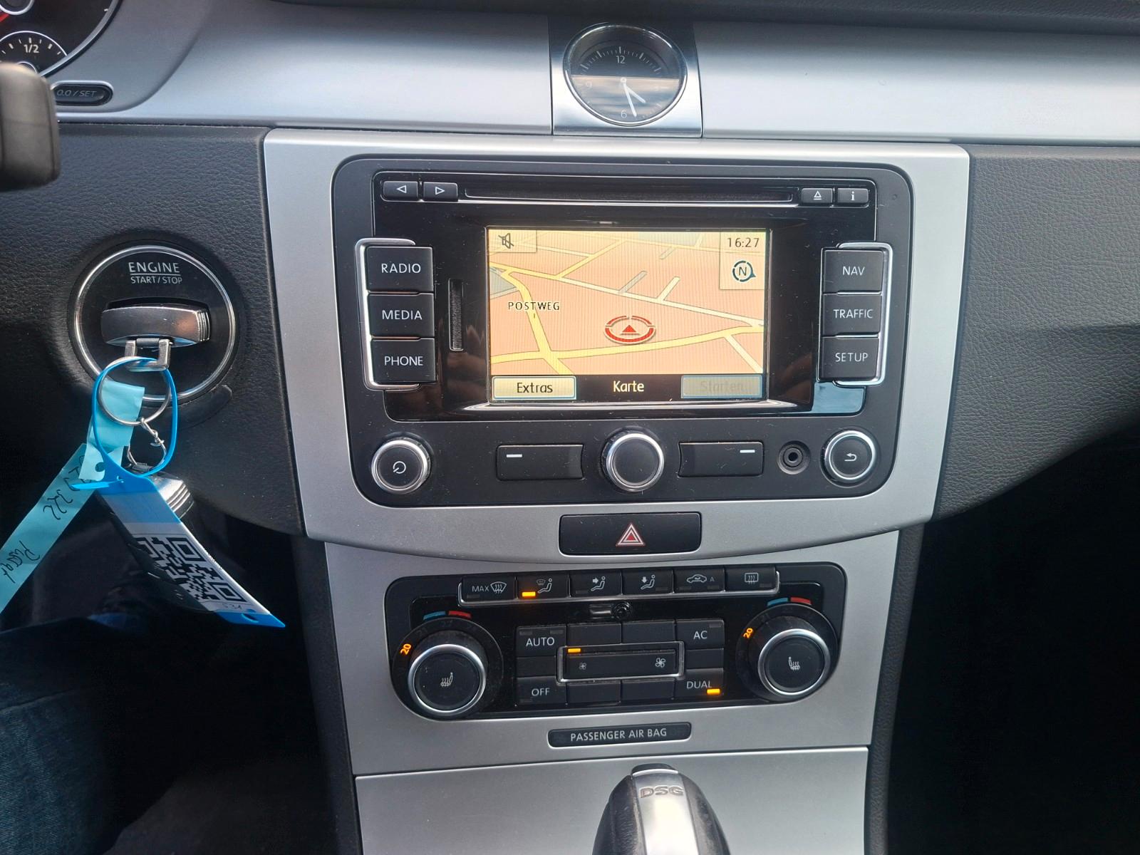 Volkswagen Passat 2011 — photo 10