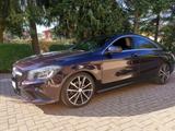 Mercedes-Benz CLA 220 d 4MATIC Coupé - Mercedes-Benz C 220: 4matic