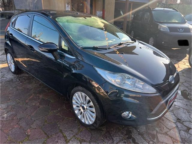 Ford Fiesta 1.4 5 porte Bz.- GPL Titanium