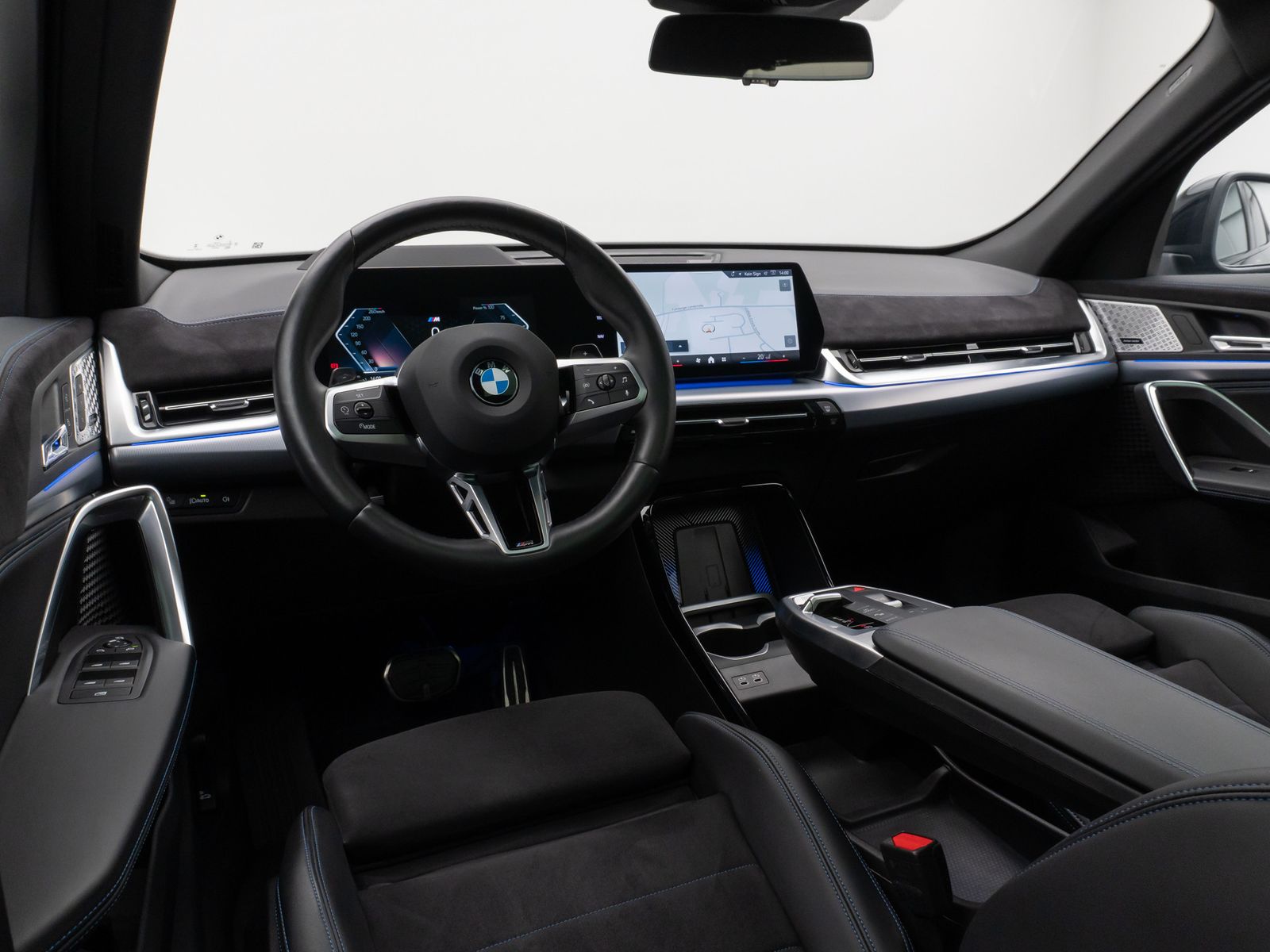 Fahrzeugabbildung BMW X2 xD20d M Sport Panorama 360°HUD DAB H/K 19Zoll