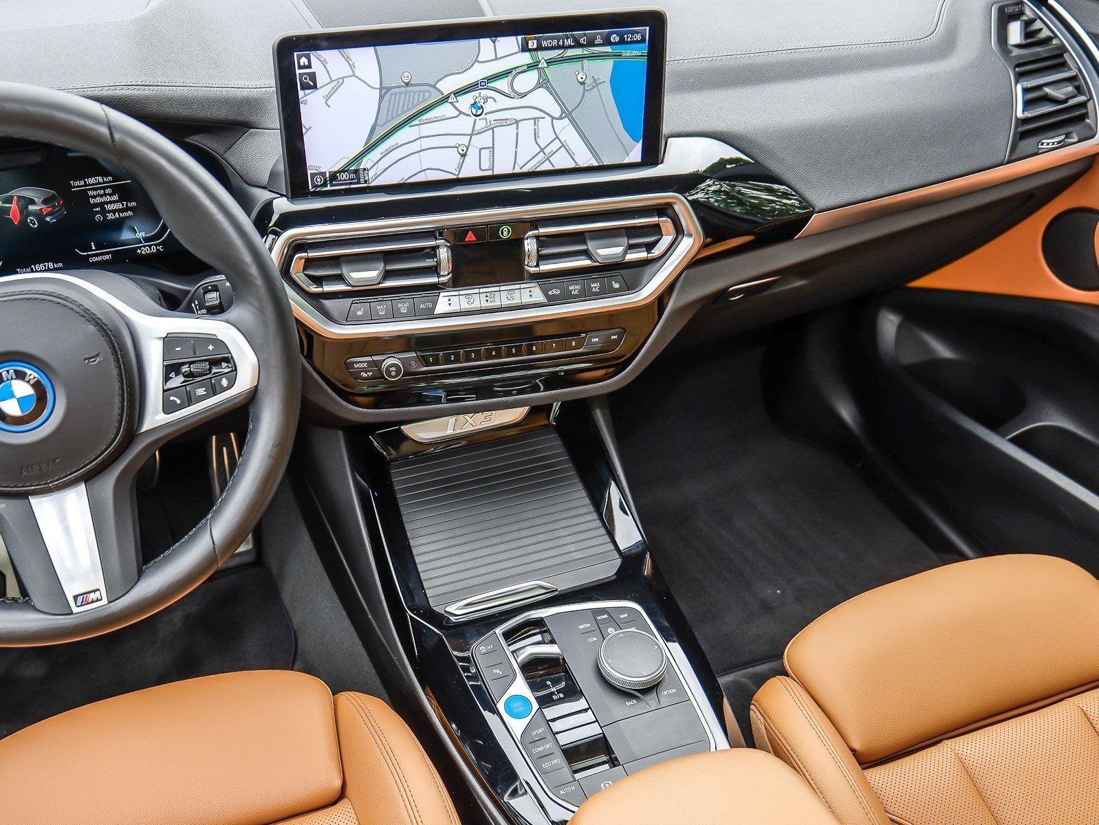 BMW iX3 - Bild 17