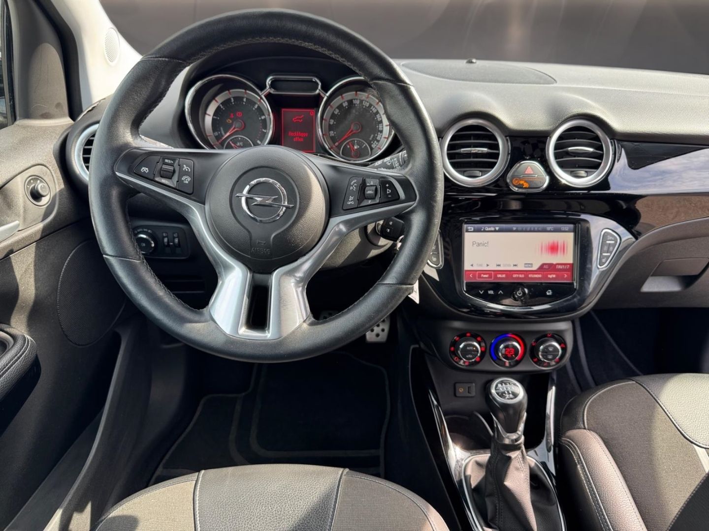 Fahrzeugabbildung Opel Adam Slam Sportpaket Klima-AT SHZ LenkradHZG Par