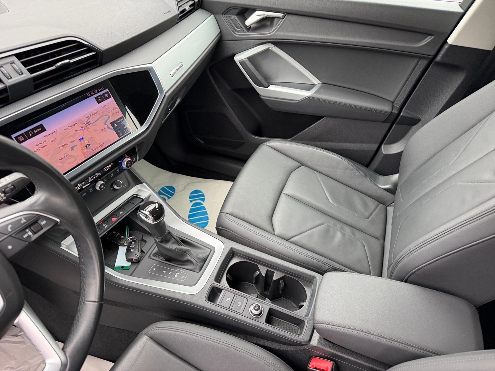 Audi Q3 Sportback 45 TFSI quattro S-Line Navi Leder