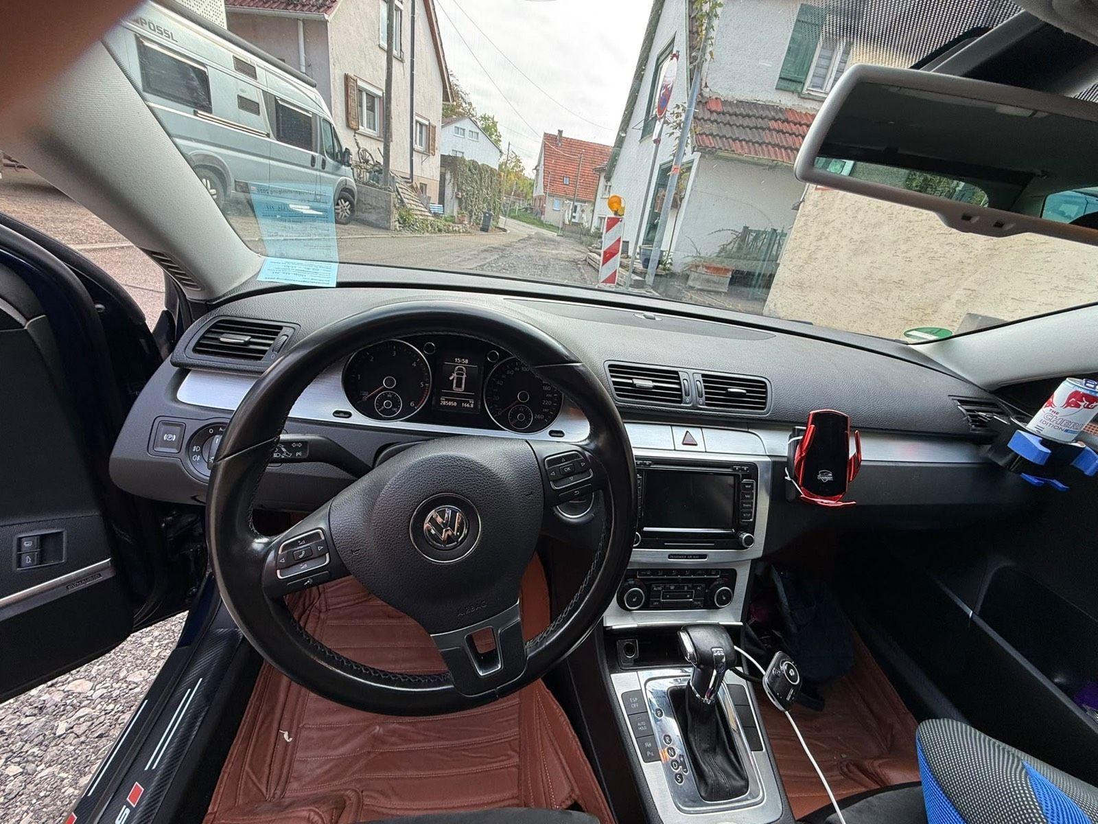 Volkswagen Passat 2010 — photo 10