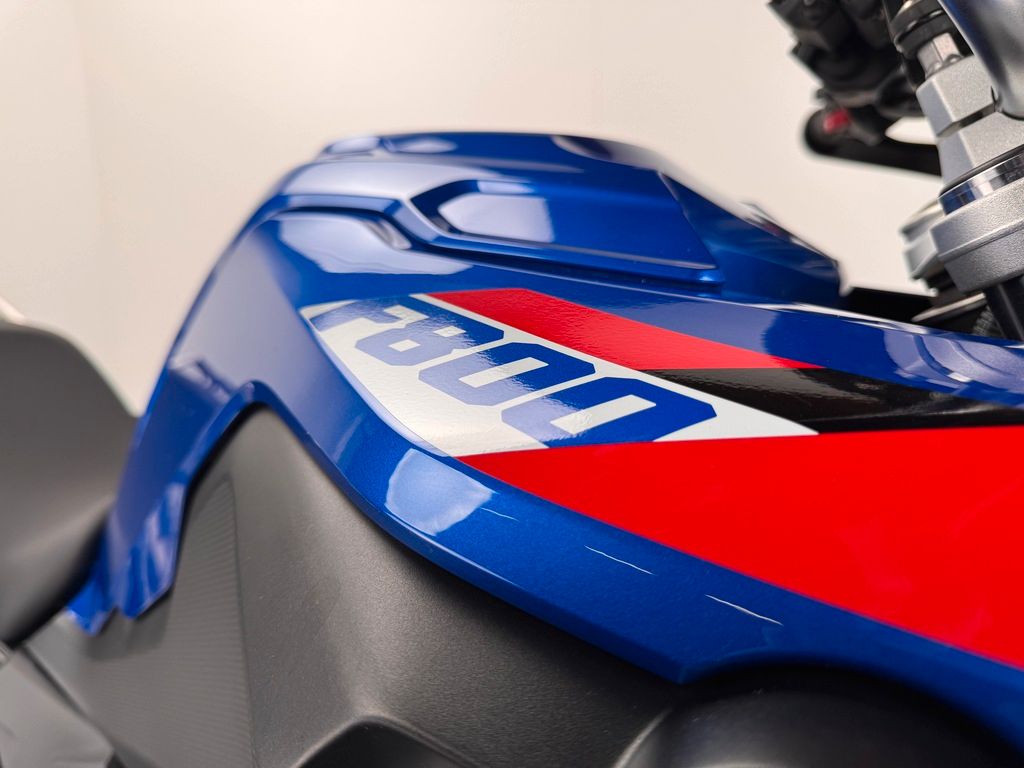 Fahrzeugabbildung BMW F 800 GS *NEUWERTIG *TIEFERGELEGT *VOLL