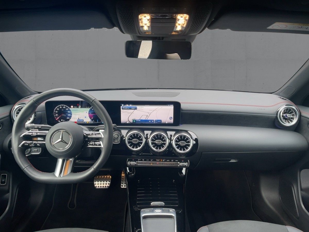 Fahrzeugabbildung Mercedes-Benz CLA 200 d Shooting Brake AMG/Night/360°/AHK