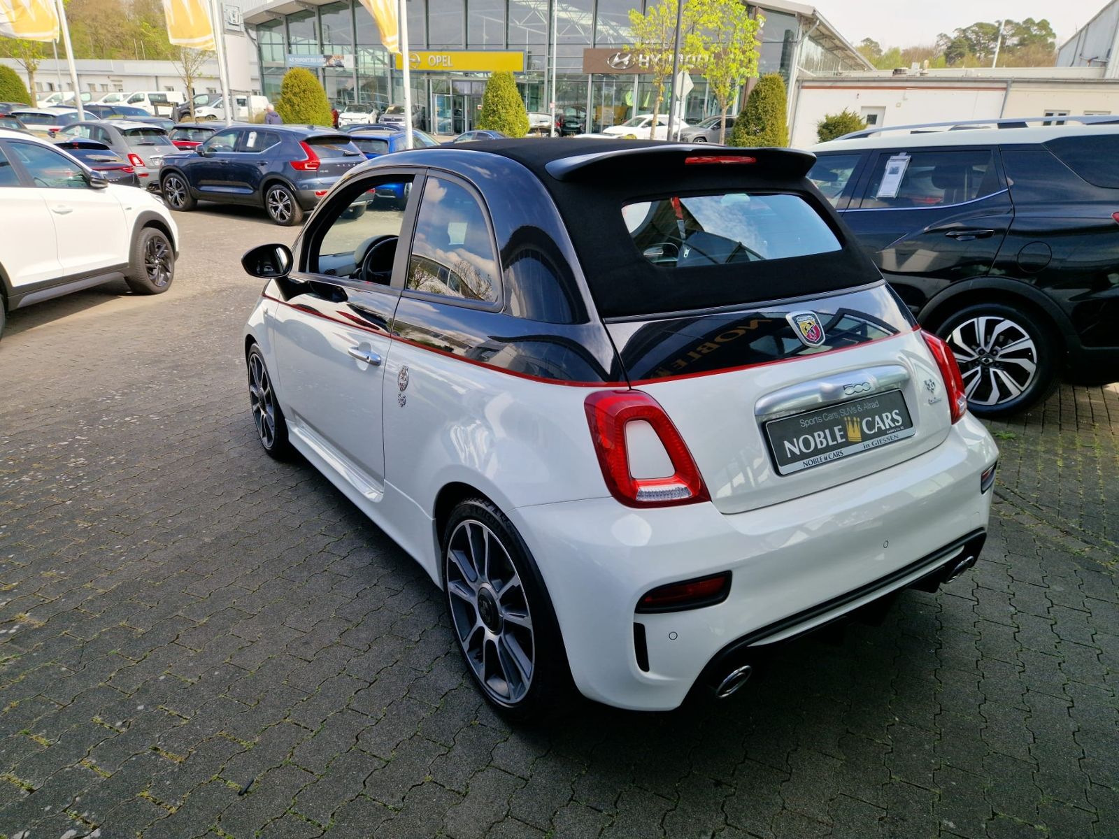 Fahrzeugabbildung Abarth 595C  Turismo XENON NAVI ALU