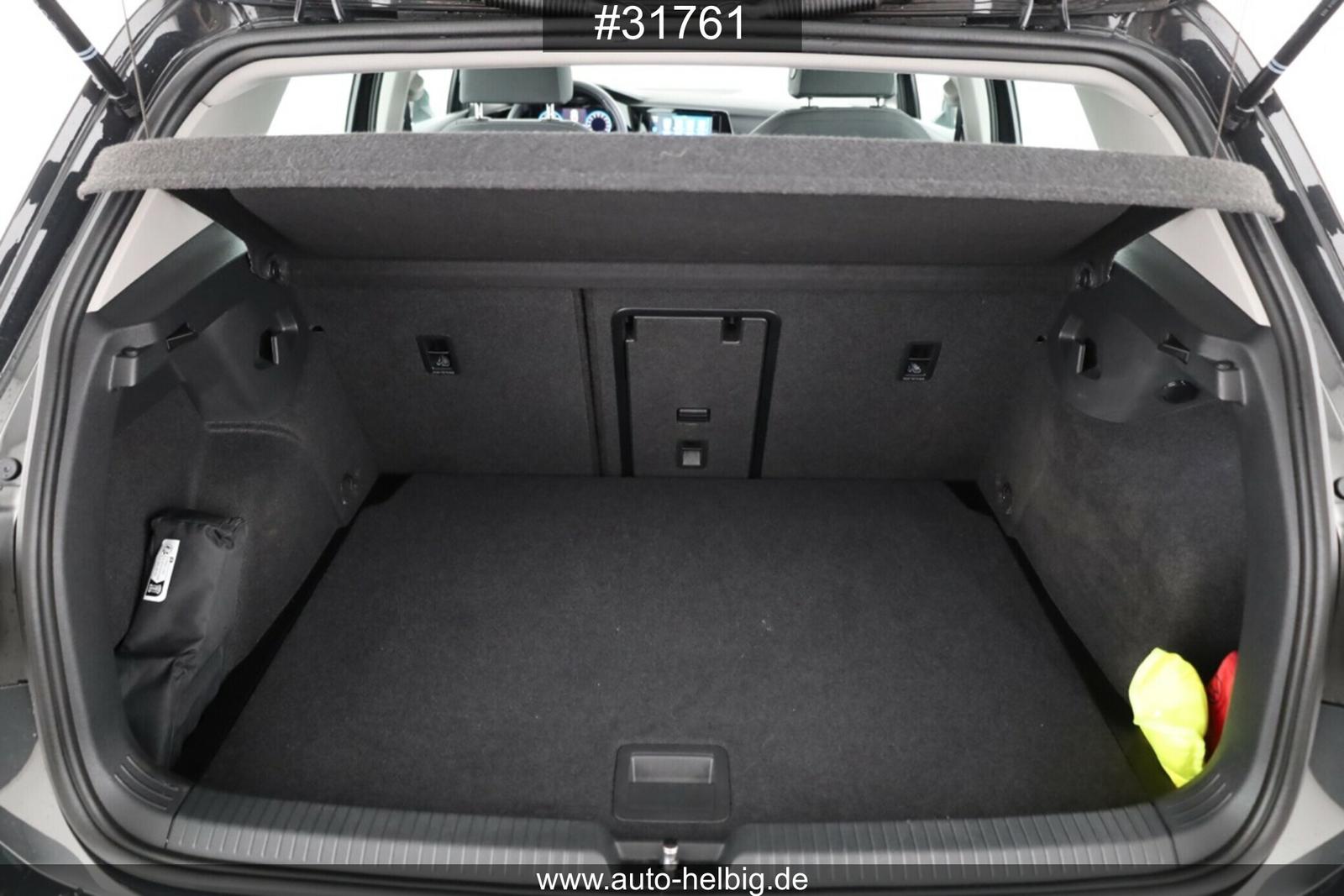 Volkswagen Golf VIII Lim. 1.5 eTSI Style #Virtual#LED#ACC#, миниатюра 15