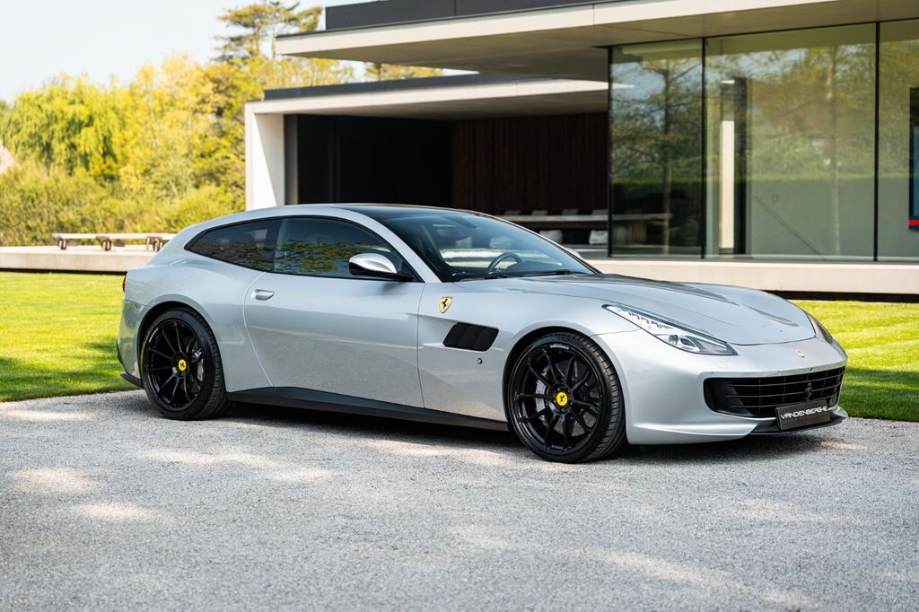 Ferrari GTC4Lusso