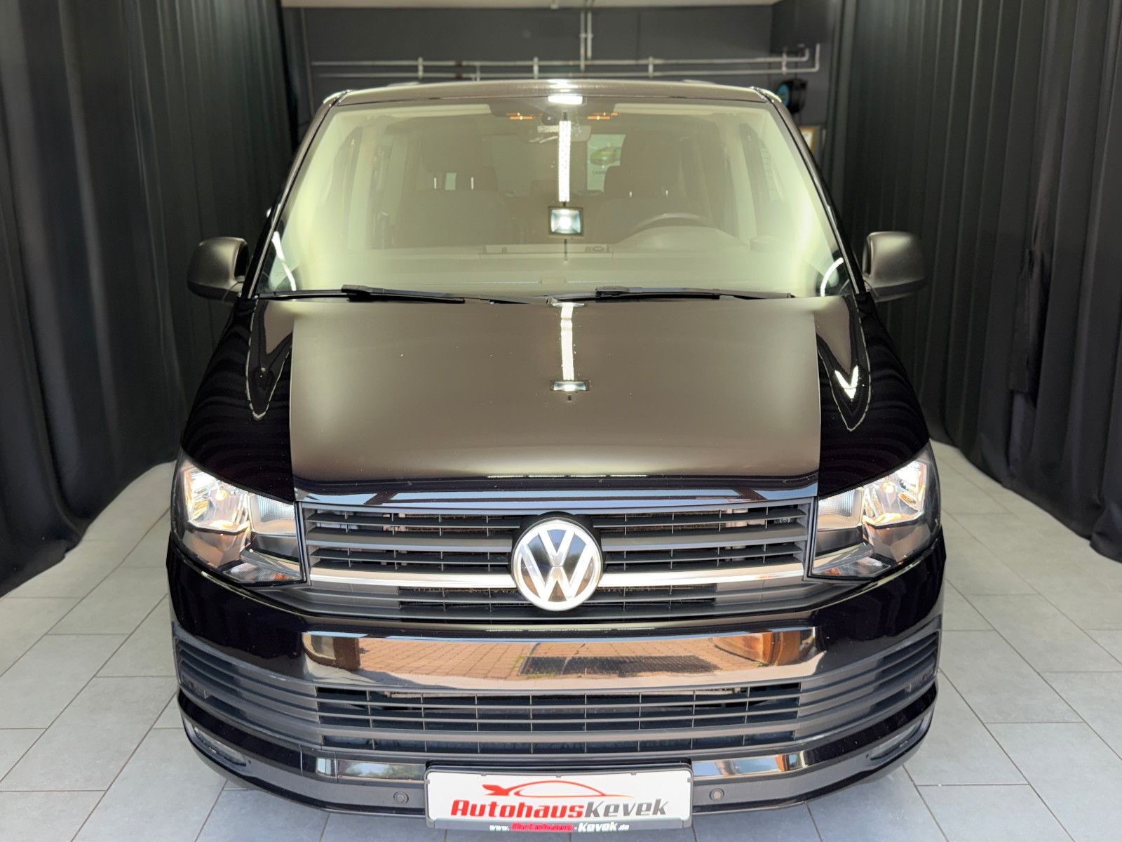 Fahrzeugabbildung Volkswagen T6 Multivan Trendline|Behindertengerecht|DSG|NAV