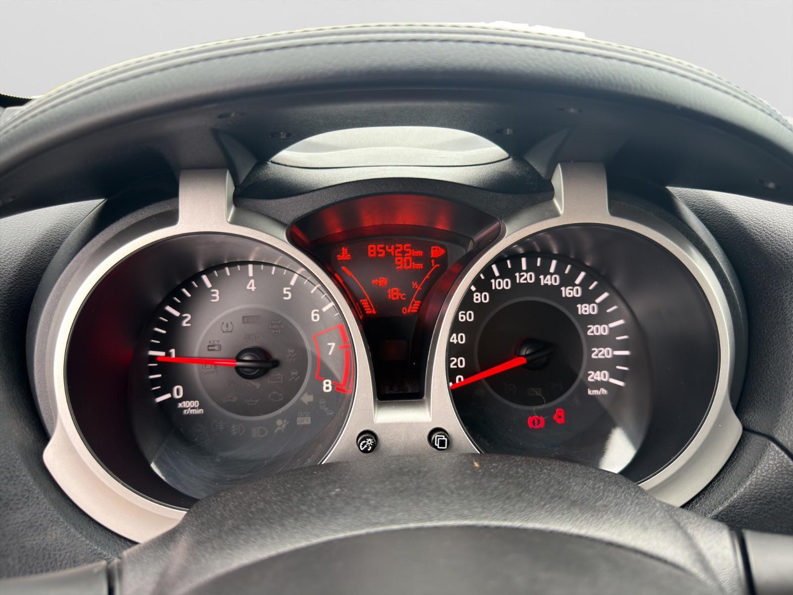 Nissan Juke 1.2 SITZH LED NAV KAM GJR TÜV+Insp. NEU 17'