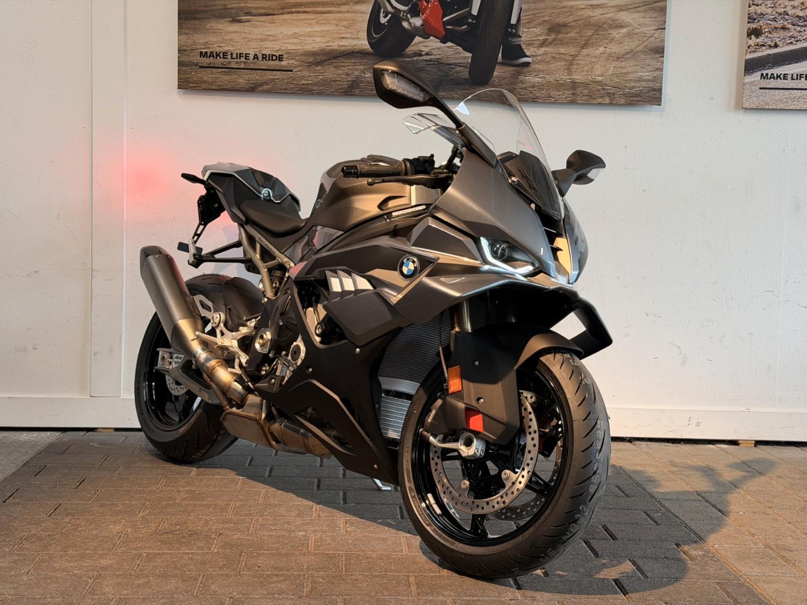 BMW S1000RR