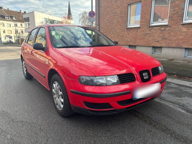 Seat Leon 1.4  2Hand  TÜV Neu 11/2026  Km ...