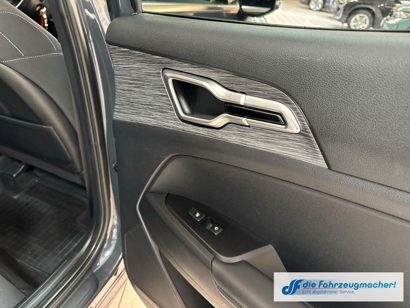 Fahrzeugabbildung Kia Sportage Spirit Navi Digitales Cockpit LED Apple