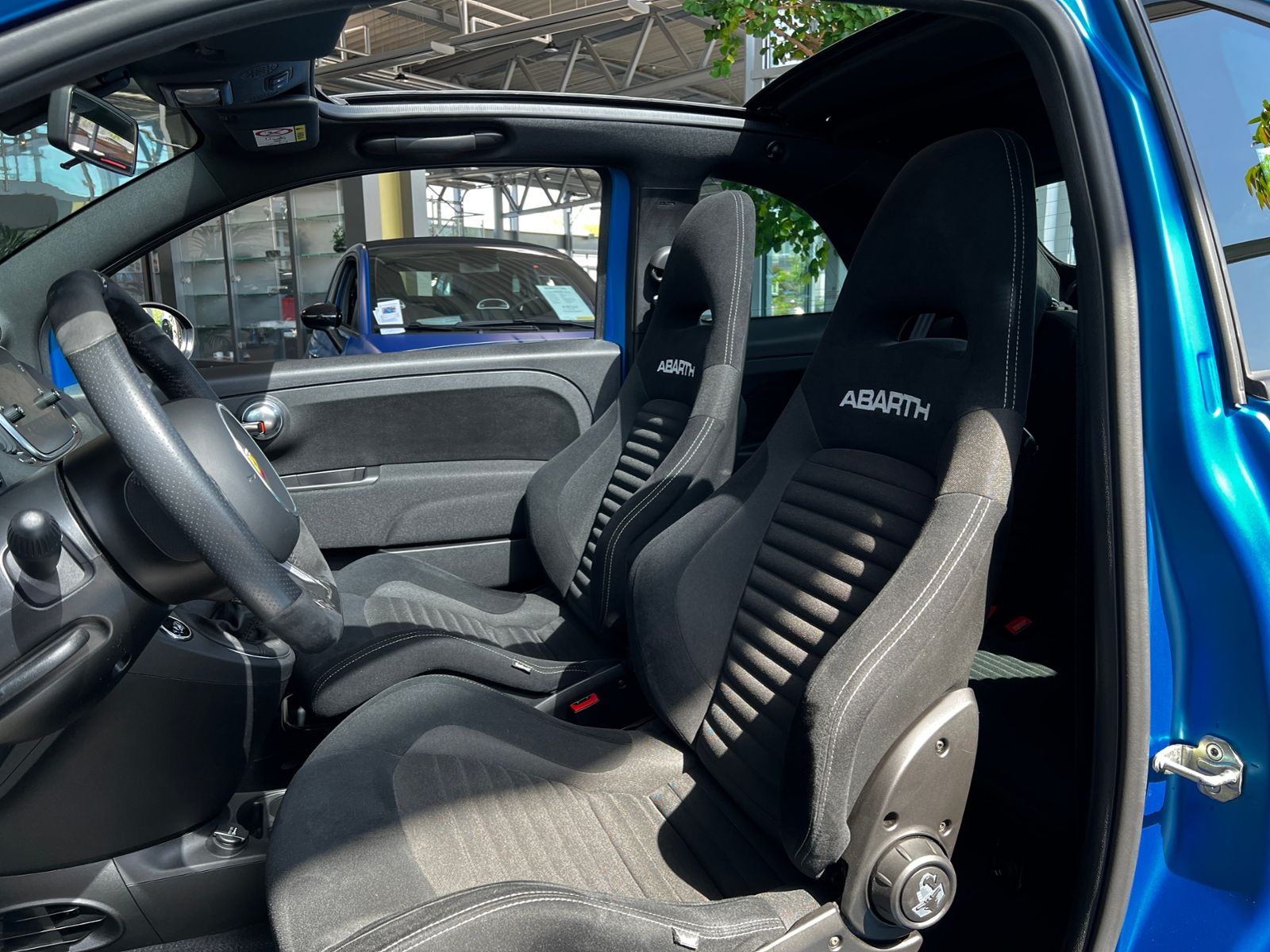 Fahrzeugabbildung Abarth 595C  Competizione BEATS XENON NAVI