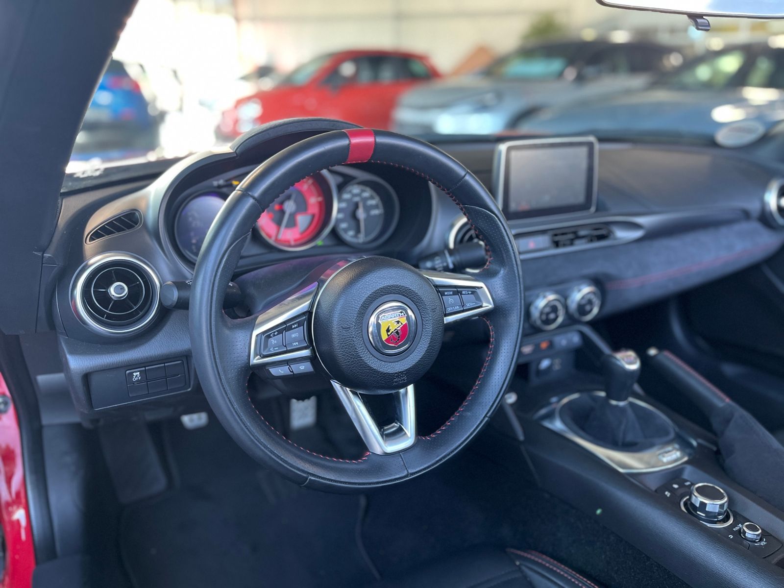 Fahrzeugabbildung Abarth 124 Spider Turismo LED BOSE NAVI