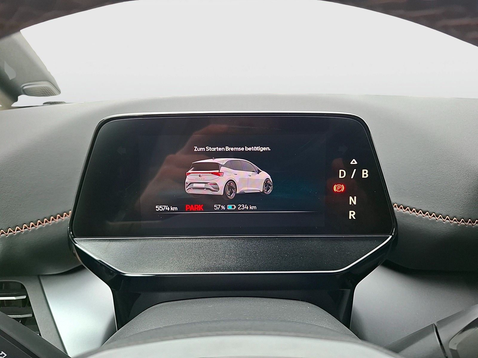 Fahrzeugabbildung CUPRA Born 170KW LED Navi 20" AID RFK Sennheiser SH