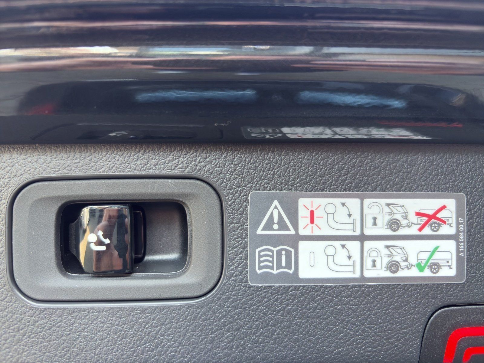 Fahrzeugabbildung Mercedes-Benz C 300 d T AMG DigLight AHK Memory KEYGO Burmeste