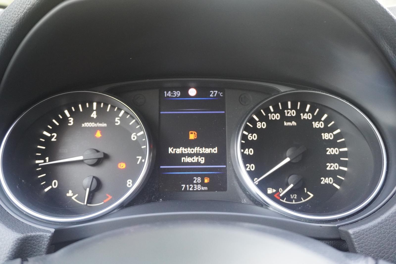 Nissan Qashqai 1.3 Acenta Navi Tempomat 360° Kamera PDC