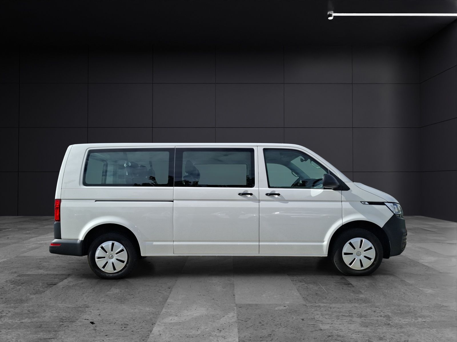 Fahrzeugabbildung Volkswagen T6 Kombi T6.1 TDI 9-Sitzer LR SITZH. PDC KLIMA