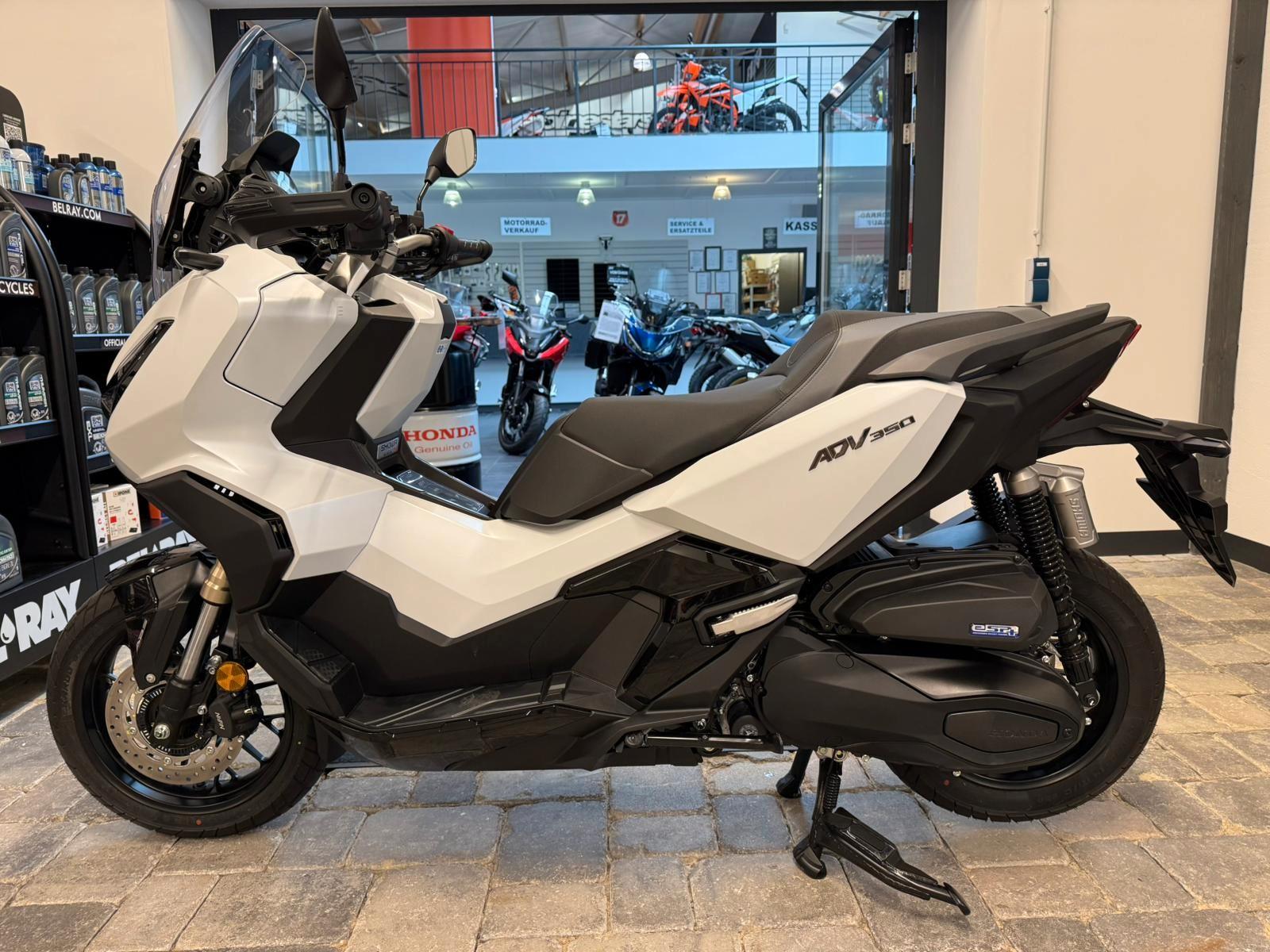 Honda ADV 350 Modell 2024 - 1.Hand