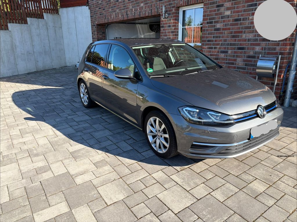 Image of Volkswagen Golf