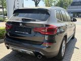 BMW X3 xDrive30d Aut. Luxury Line 360°KAMERA PANO - BMW X3 Gebrauchtwagen in Düsseldorf