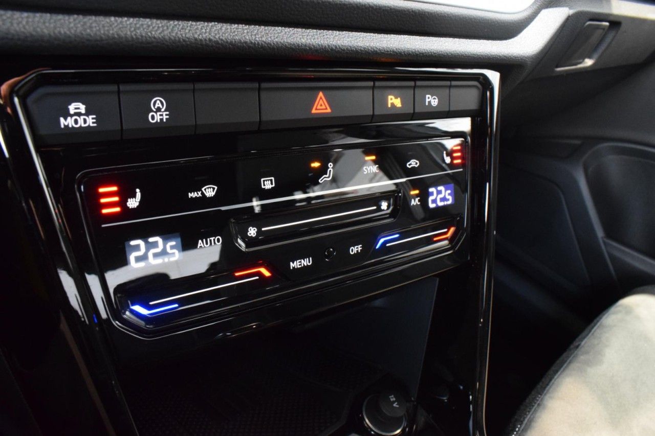 Volkswagen T-Roc - Bild 18