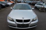 BMW 3er BMW kombi  Tüv bis märz 2026 - BMW aus 2007: 3er