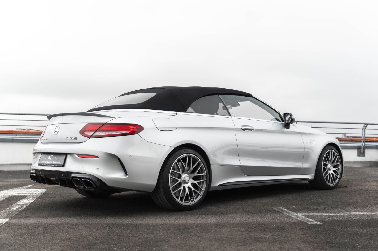 Fahrzeugabbildung Mercedes-Benz C 63 AMG  Cabrio Multibeam  360 Kam  Burmester