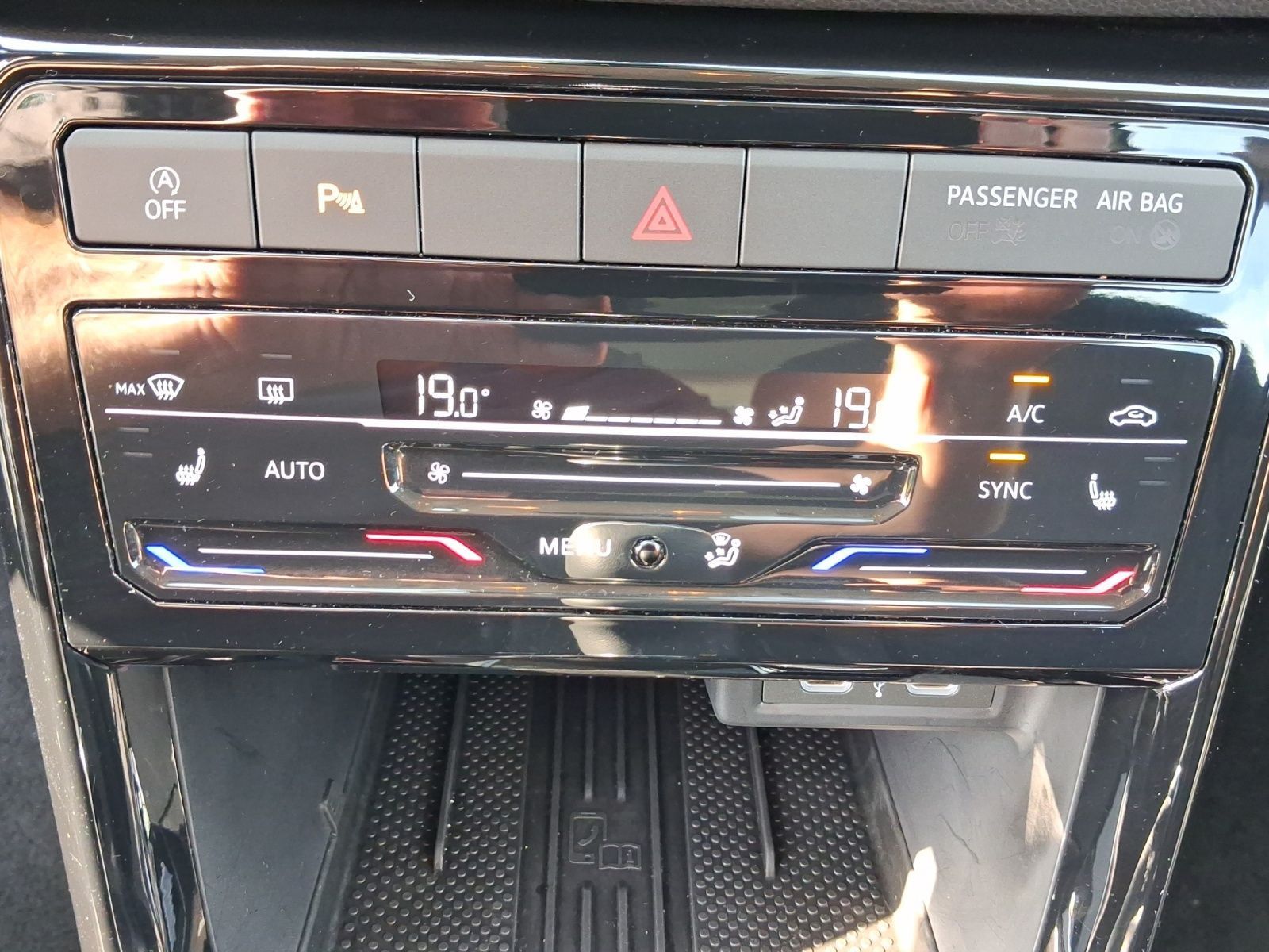 Volkswagen T-Cross - Bild 18