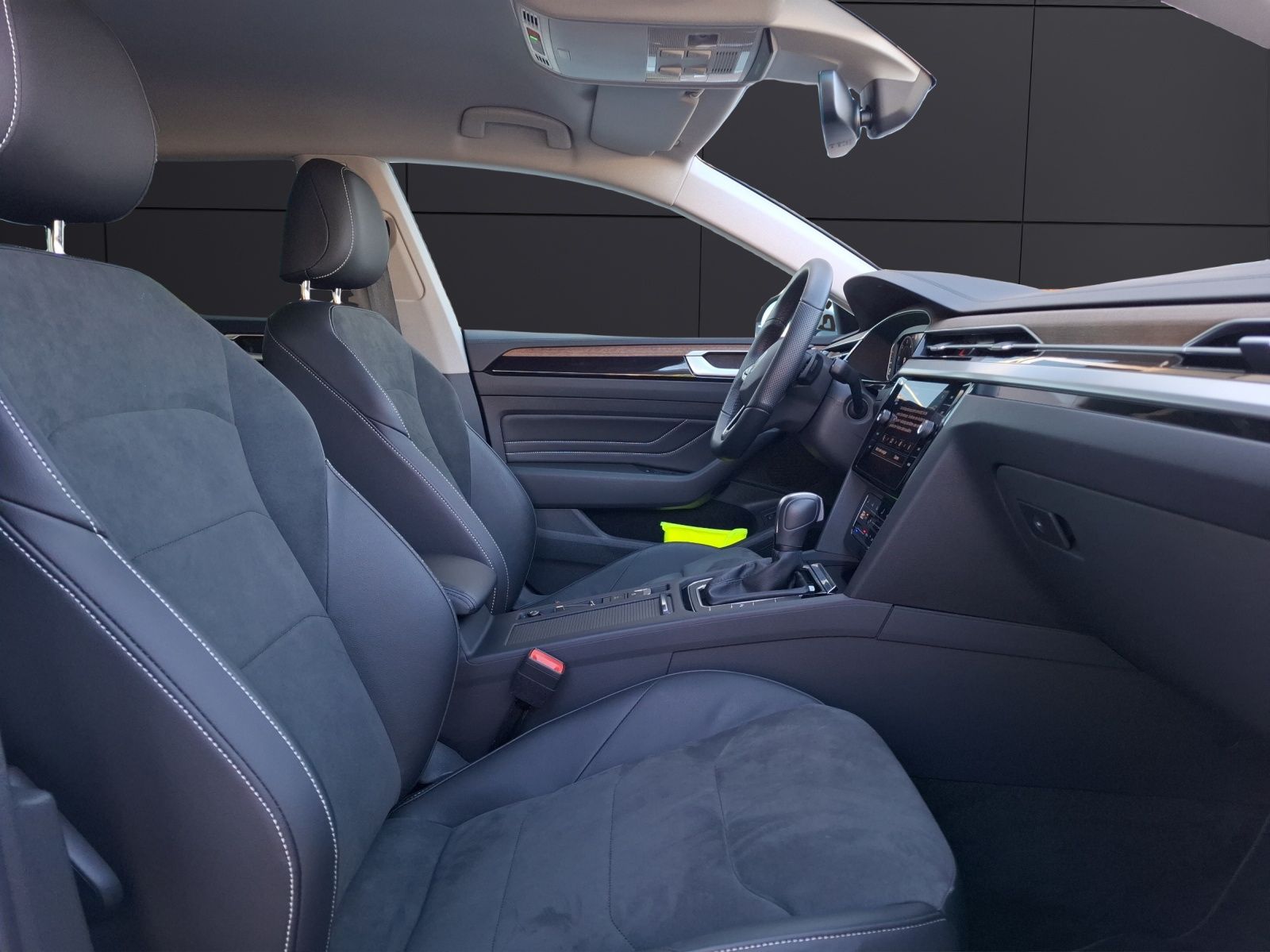 Fahrzeugabbildung Volkswagen Arteon SB TDI Elegance DSG LED AHK NAvi AID ACC