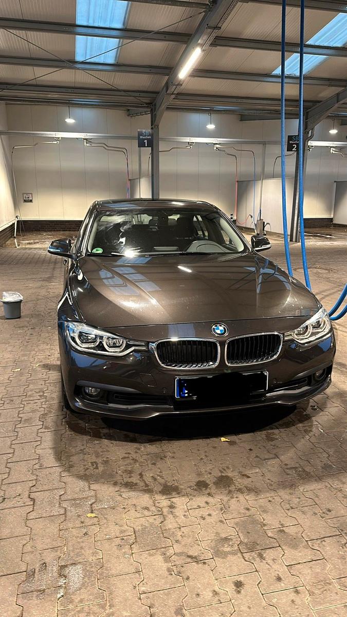 BMW 320
