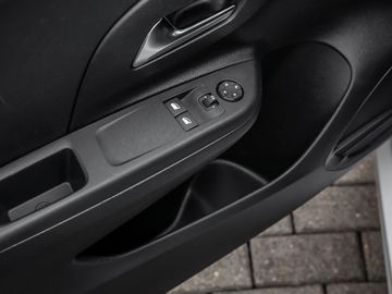 Opel Corsa F 1.2 Edition Style-Paket Spurhalteassi.
