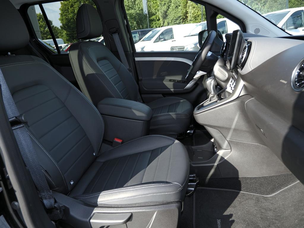 Mercedes-Benz T 180 PROGRESSIVE 5 SITZE AHK 7G-TRONIC KAMERA