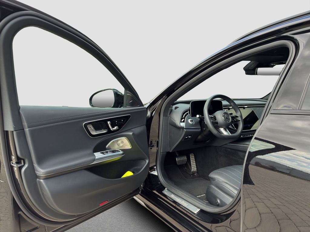 Fahrzeugabbildung Mercedes-Benz E 300 e T NIGHT*PSD*HUD*AHZV*SITZKLIMA*360°*20''