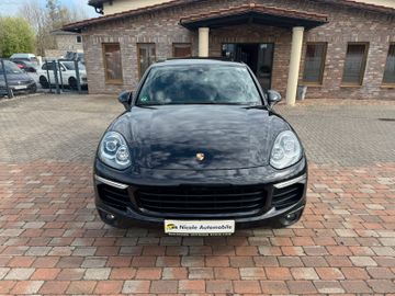 Porsche Cayenne - 9