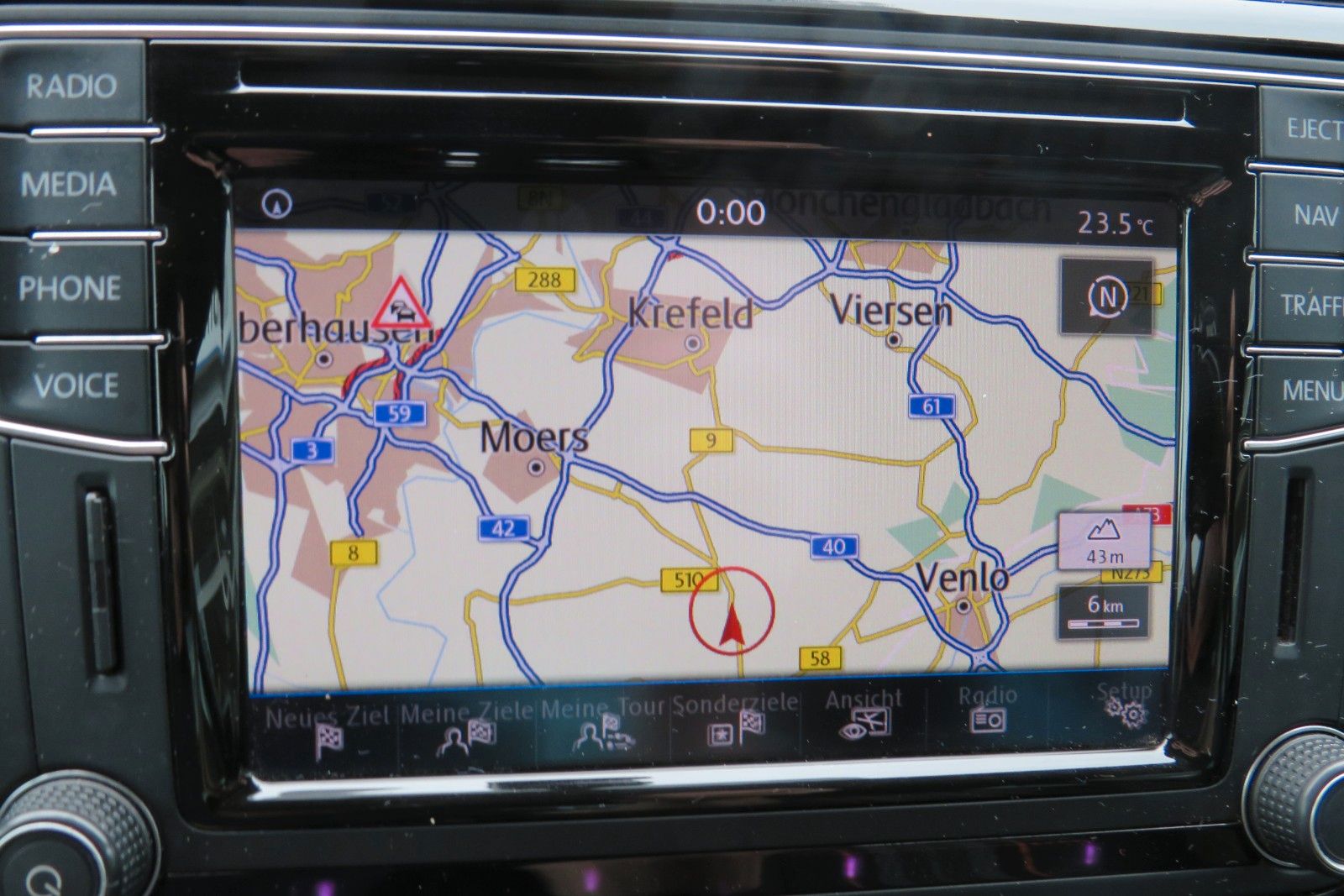 Fahrzeugabbildung Volkswagen Beetle Lim. Club XENON NAVI APP-CONNECT PDC 18`