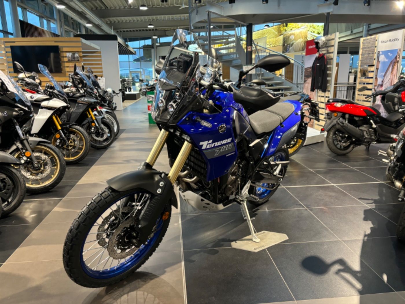 Fahrzeugabbildung Yamaha XTZ 700 Tenere Modell 2024 Tageszulassung