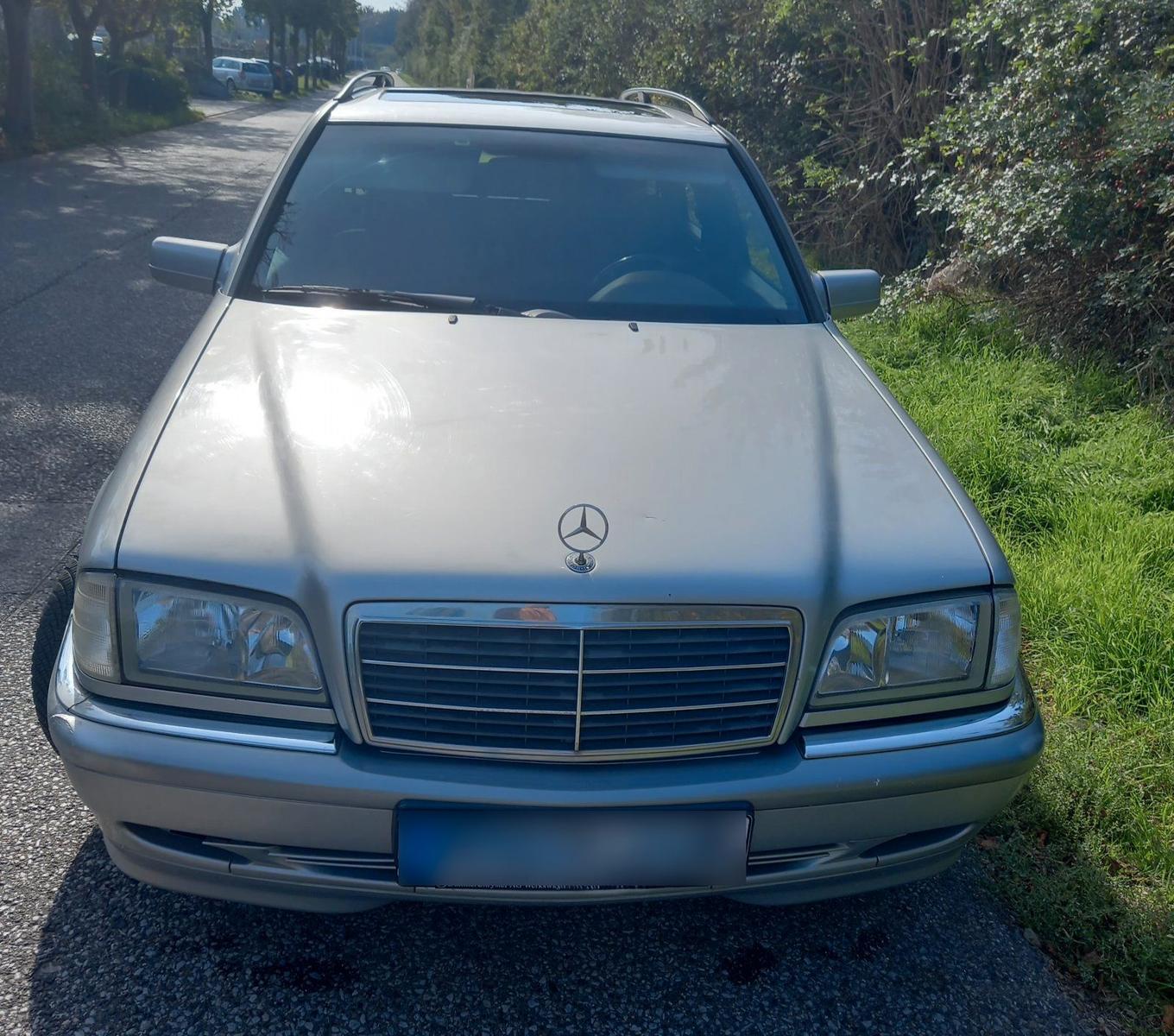Mercedes-Benz C 220
