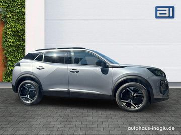 Peugeot 2008 - 8