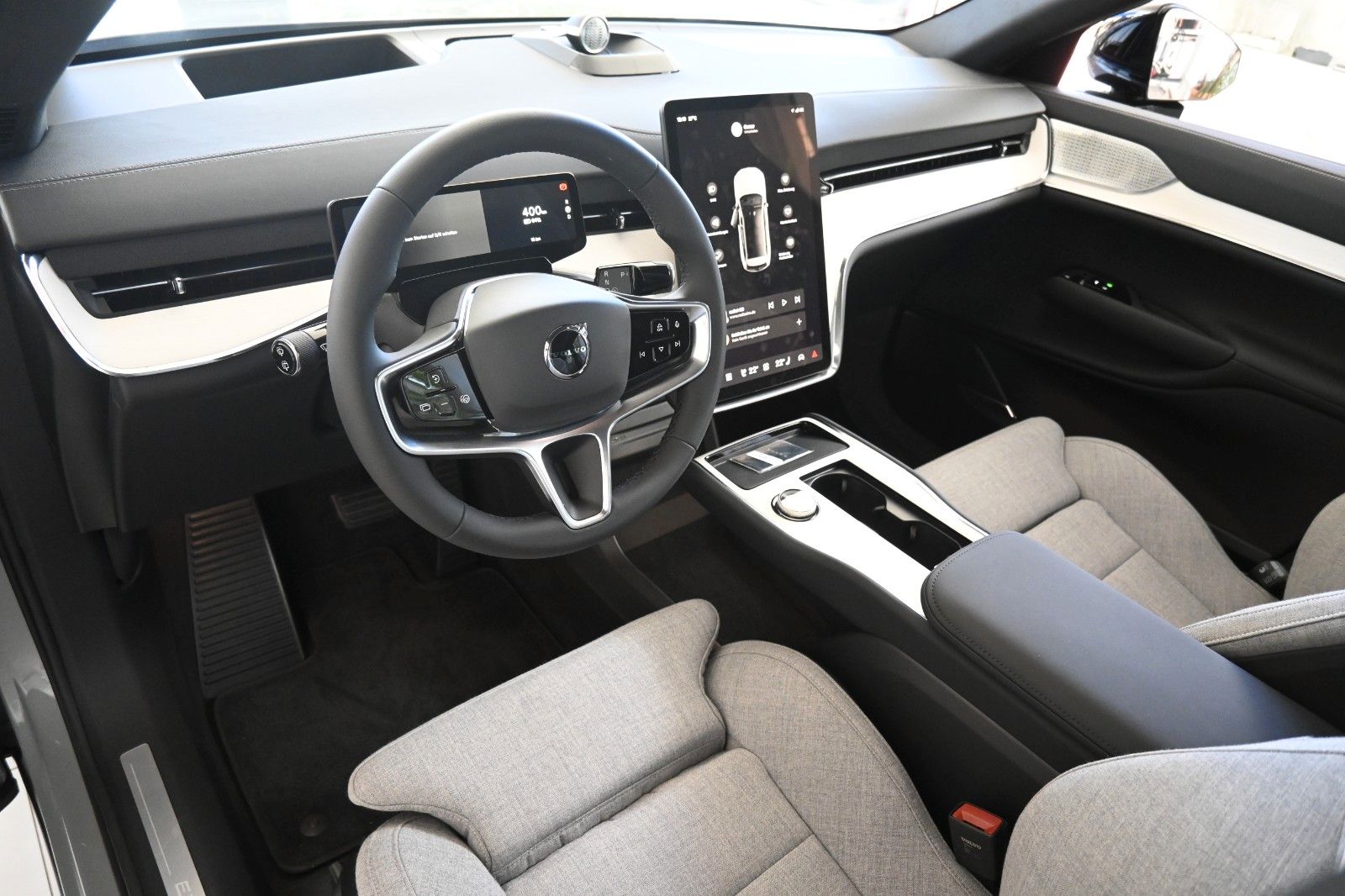 Fahrzeugabbildung Volvo EX90 Twin Motor Performance AWD Ultra 7-Sitze