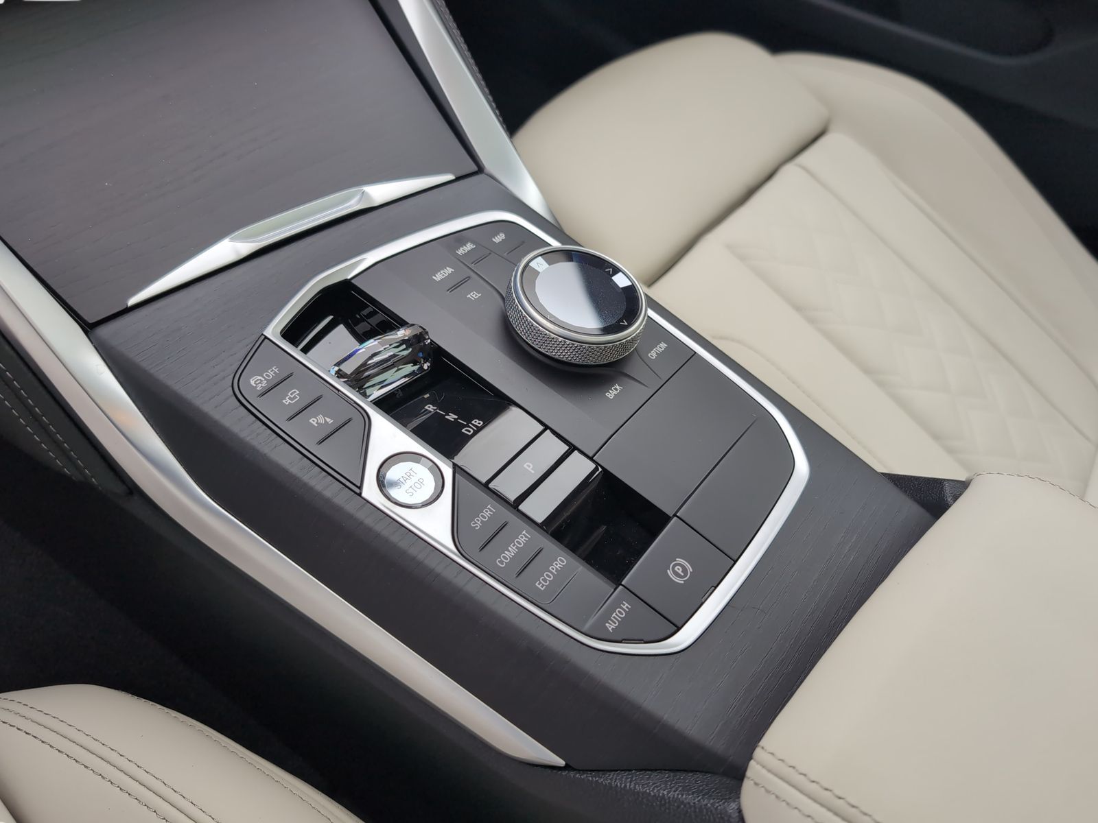 BMW i4 - Bild 14