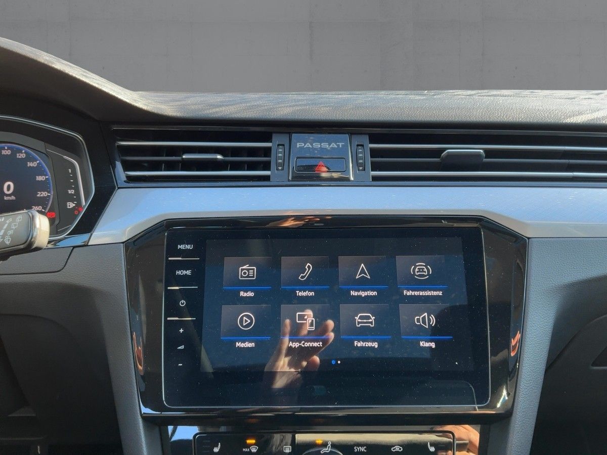 Volkswagen Passat Variant - Bild 11