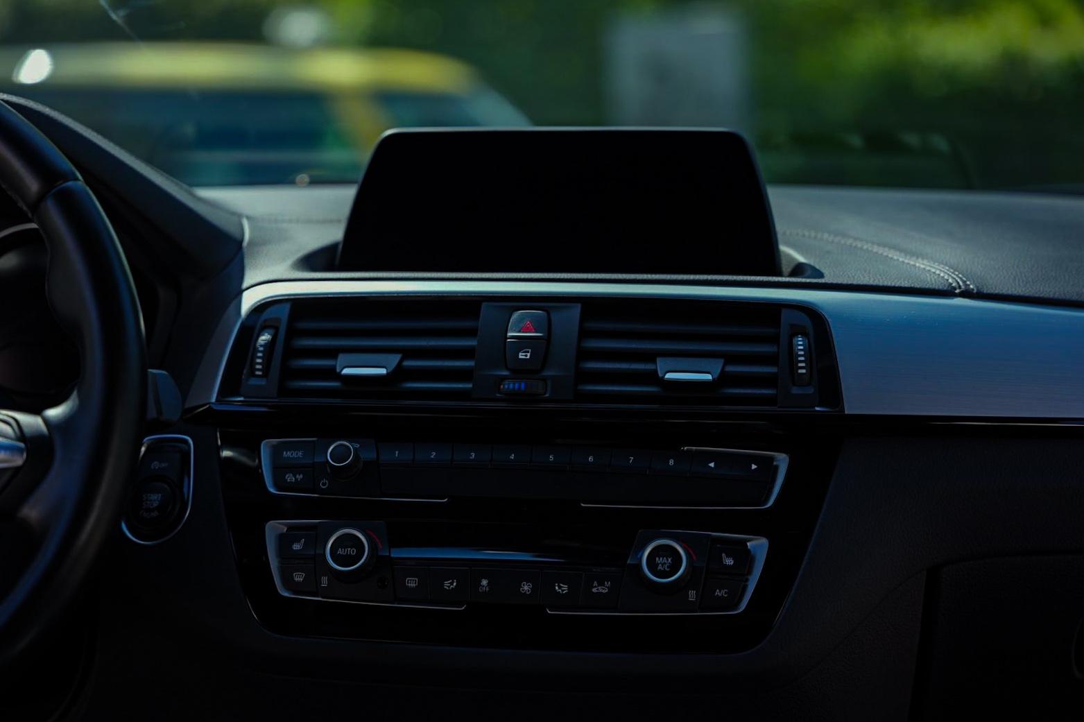 BMW 120i M Sport Shadow | Automatik | Leder | LED